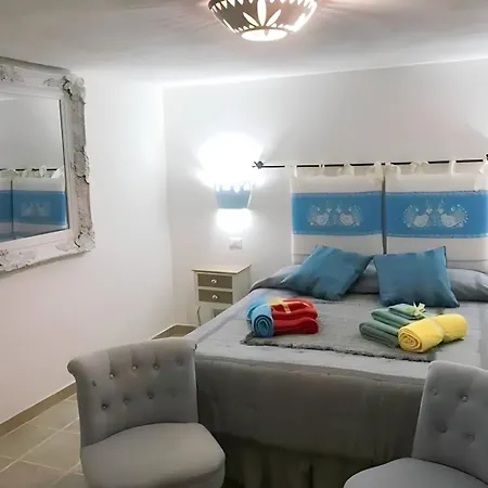 Enga With Private Pool - 1 Km From The Beach