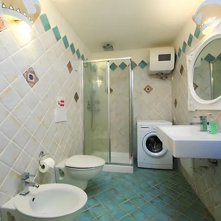 Villa Enga With Private Pool - 1 Km From The Beach