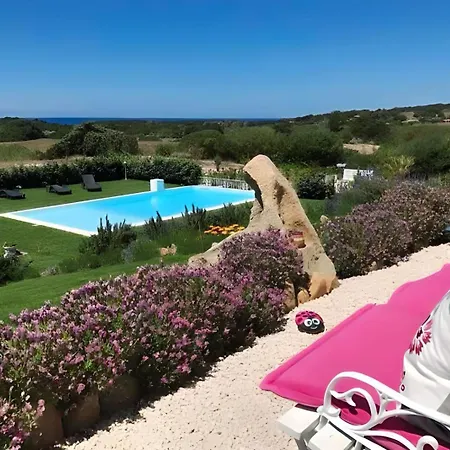 Villa Enga With Private Pool - 1 Km From The Beach Badesi