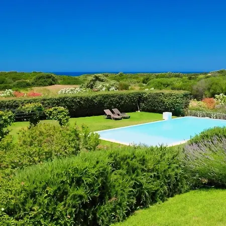 Enga With Private Pool - 1 Km From The Beach Badesi